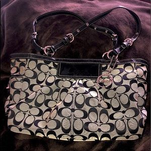 Beautiful Coach purse!!